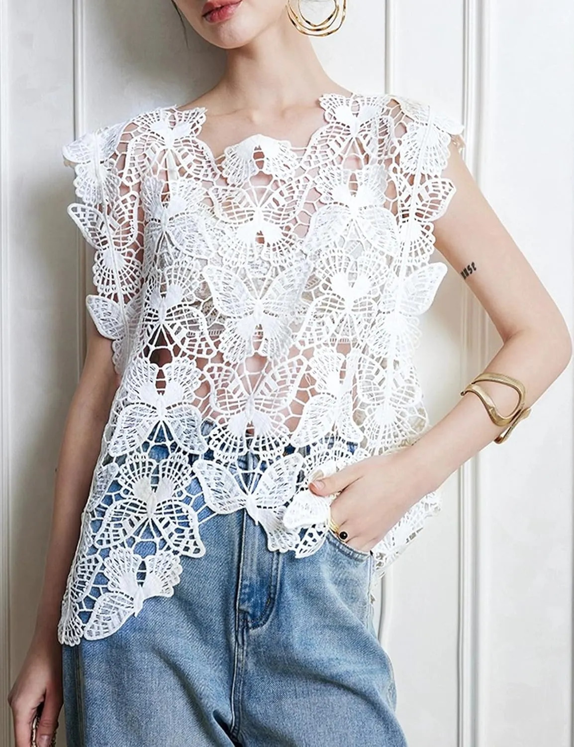 Arssm Womens Hollow Out Floral Lace Vest Crewneck See Through Tank Top Loose Fit Summer Crochet Cover Up