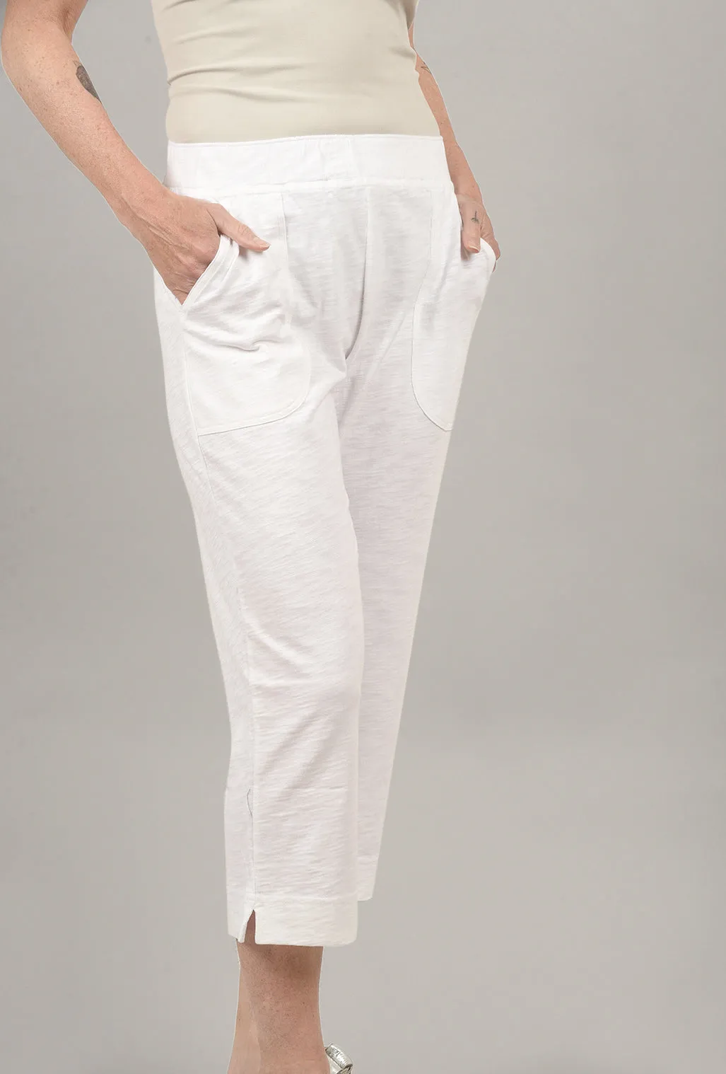 Cotton Slub Pocket Capri, White