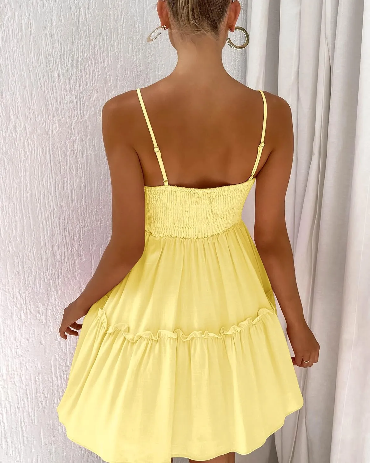 FANCYINN Women's Summer V Neck Casual Swing Short Dress Spaghetti Strap Tiered Backless Dresses with Pockets