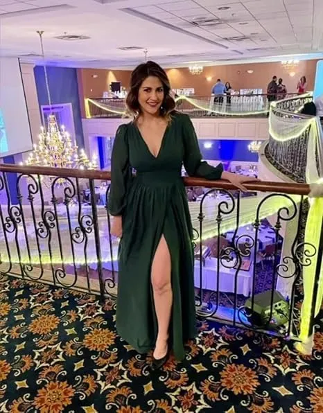 Long Sleeve Prom Dresses for Women 2025 Chiffon V Neck Formal Dress with Slit