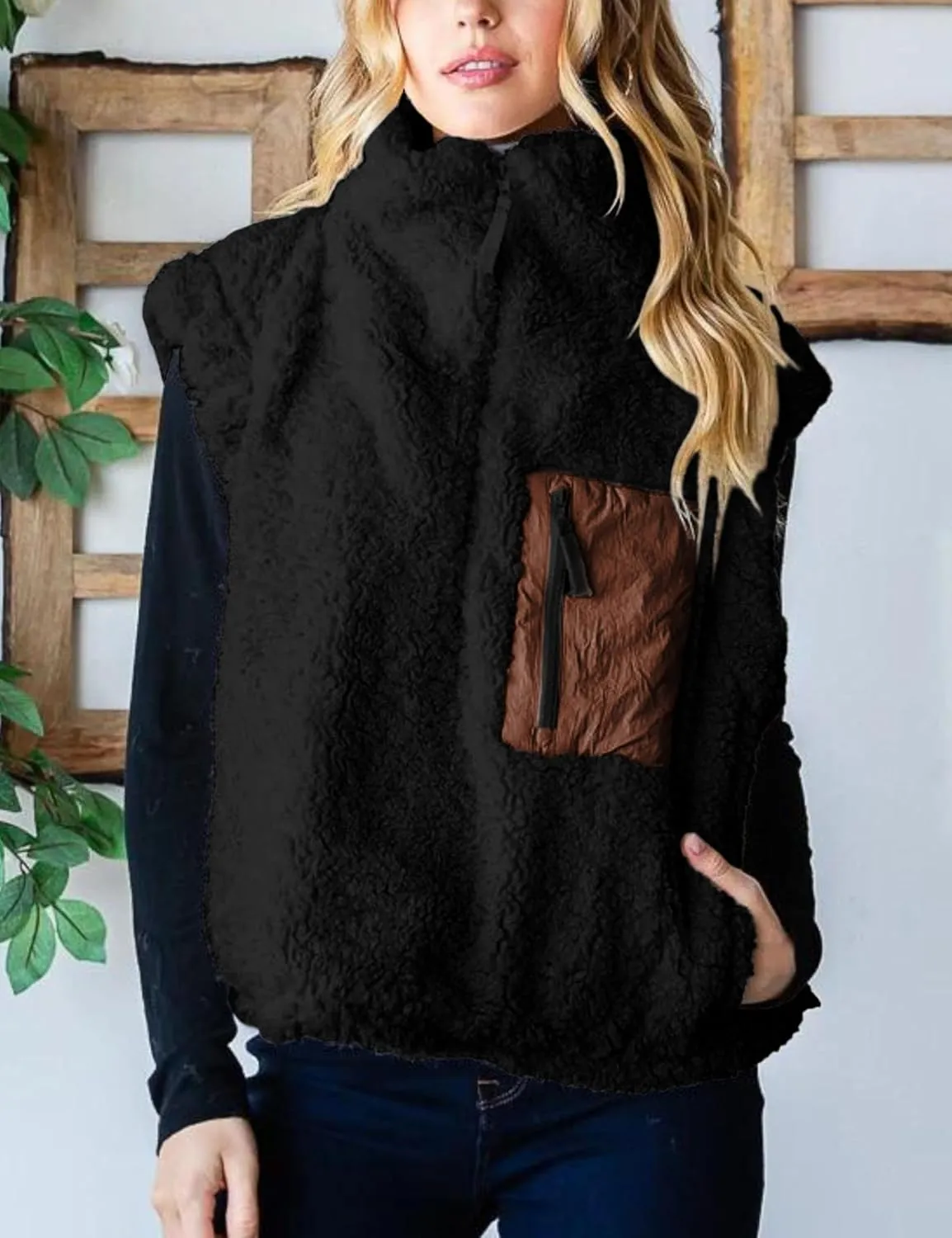 QIBABU Womens Fuzzy Fleece Vest Half Zip Pullover Vest Cozy Sleeveless Sherpa Jacket with Pockets