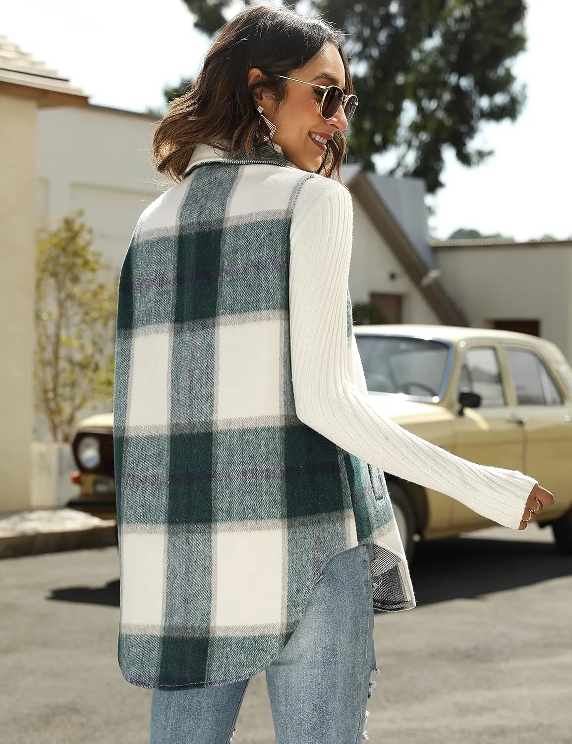 UANEO Womens Fall Flannel Plaid Vest Button Down Sleeveless Shirt Jacket With Pockets