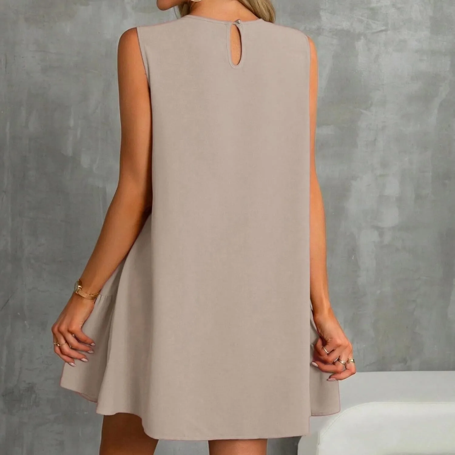 Women's Casual Dresses 2025 Sleeveless Round Neck Tank Ruffle Loose Mini Sundresses, S-2XL