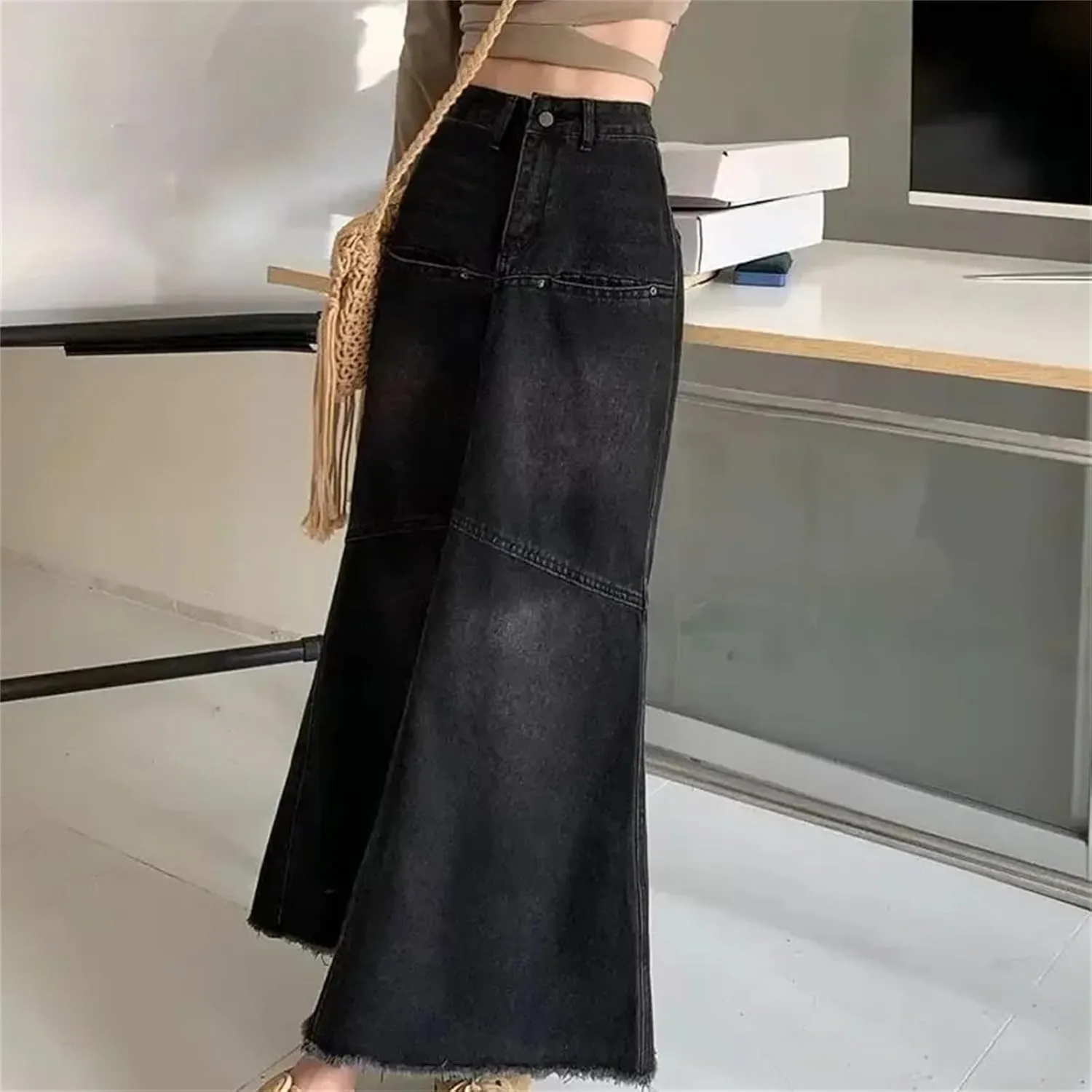 Women's Plus Size Vintage Denim Skirt  High-Waisted Slimming Bodycon A-Line Long Dress with Pockets